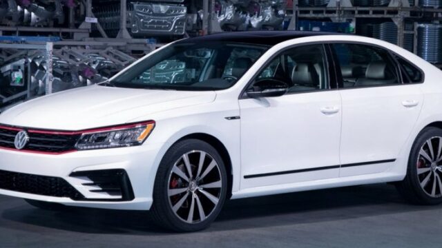 2018-VW-Passat-GT-Diagonal-View-of-Pure-White-Exterior-1_o-1038×400-6